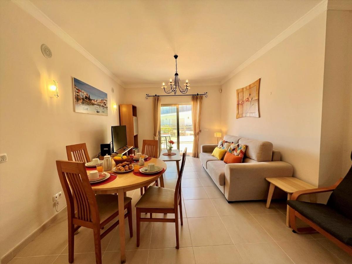 Albufeira Terrace With Pool By Homing Lägenhet Exteriör bild